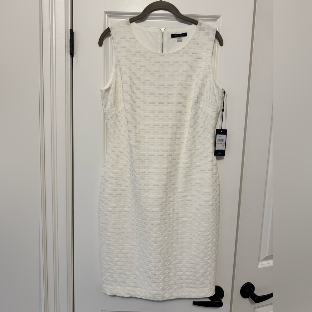 Elegant Tommy Hilfiger white dress